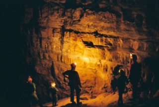  Höhlenforschung für Familien